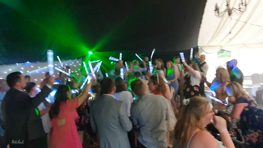 This crowd certainly came to party! 
