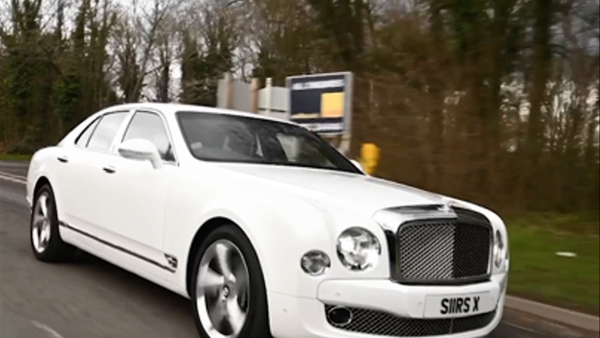 White Bentley Mulsanne 