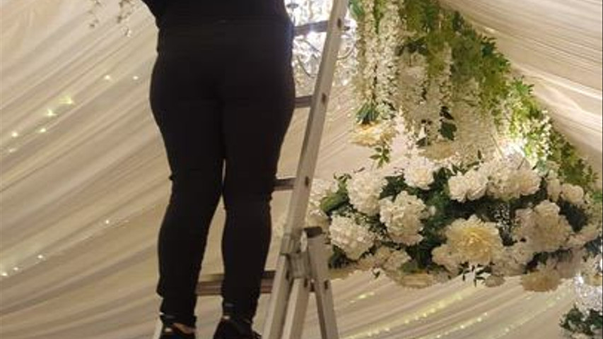 Mulberry house marquee ceiling florals