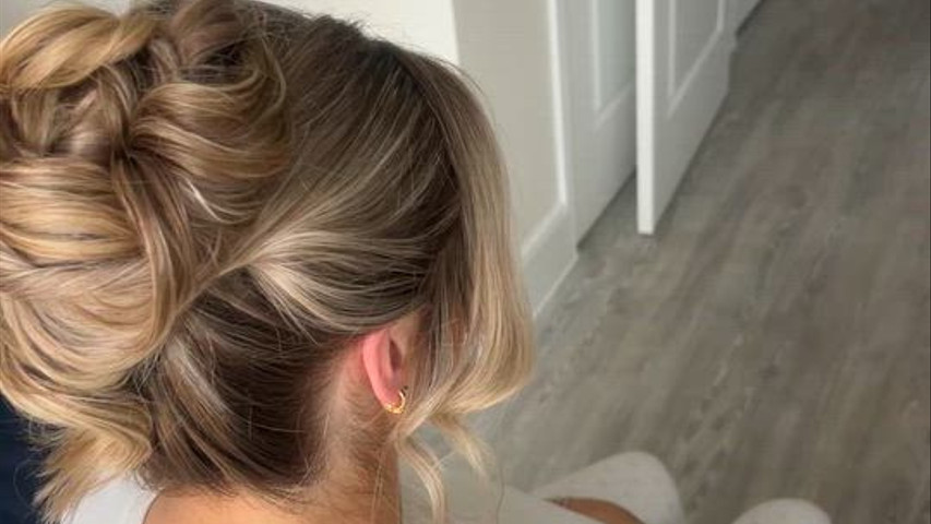 Bridesmaid up style 