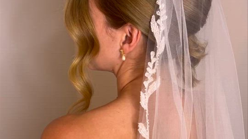 French twist with veil 