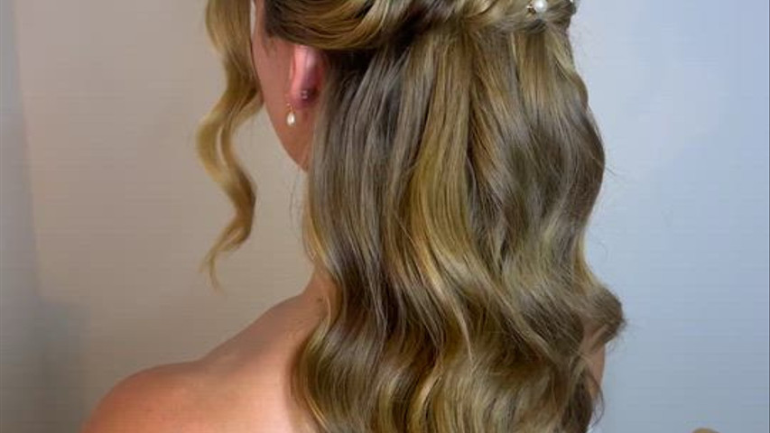 Half up with texture and twists 