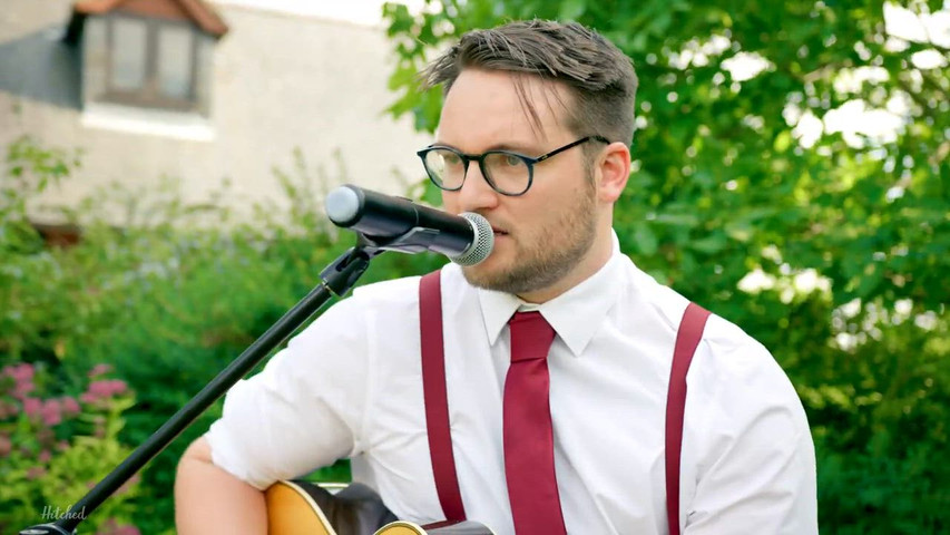 Bet You Look Good On The Dancefloor (Acoustic Trio) - The Big Fat Party Band