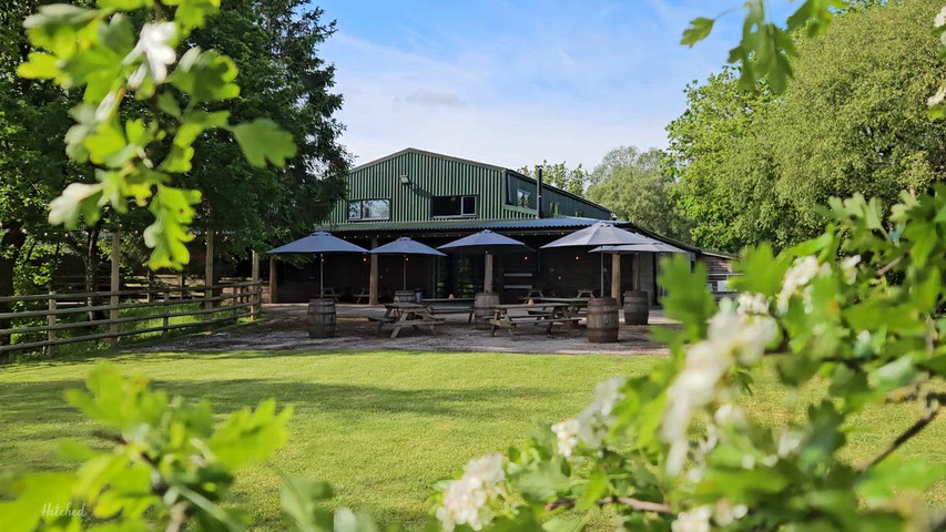 The Oaks Barn 