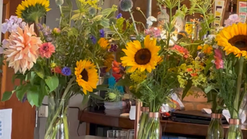 Gorgeous sunflower filled wedding