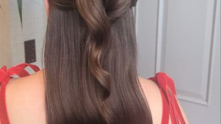 Bridesmaid hair 
