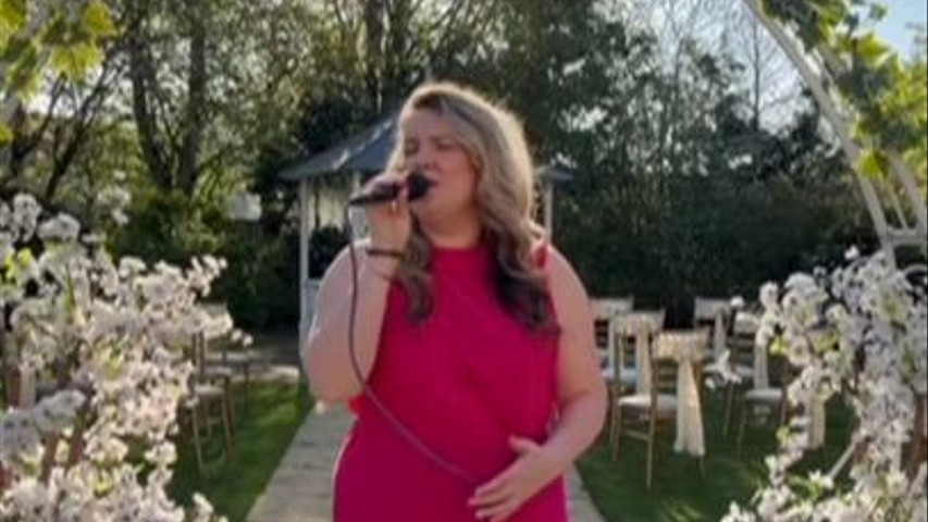 Giving Her Away - Luke Combs