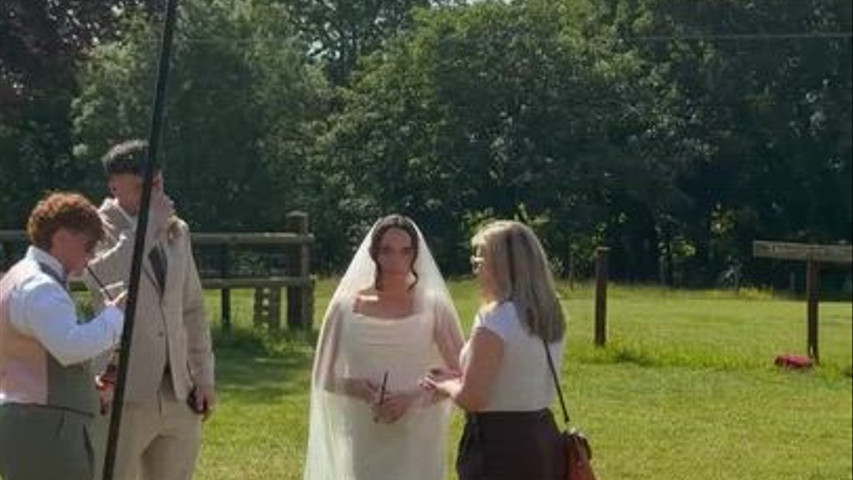 Summer wedding in Worcestershire 
