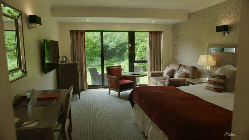 Ground Floor Oakwood Room - Careys Manor Hotel & SenSpa