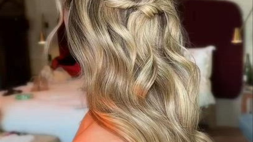 Half up with soft waves 