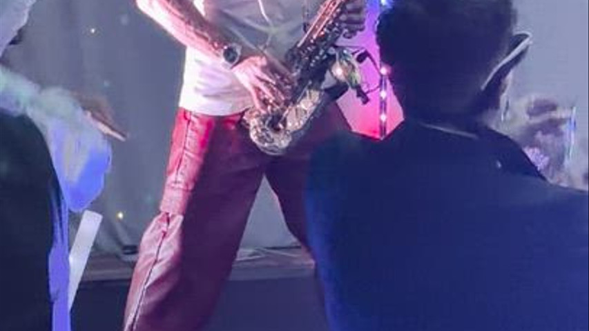 21 reasons! Paul Martyn Sax! Live!