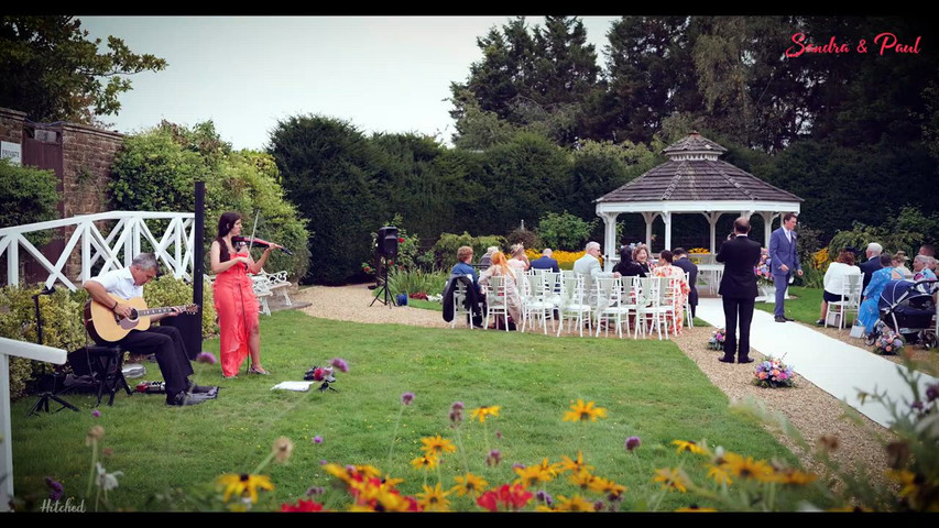 Wedding ceremony at Harstfield Manor