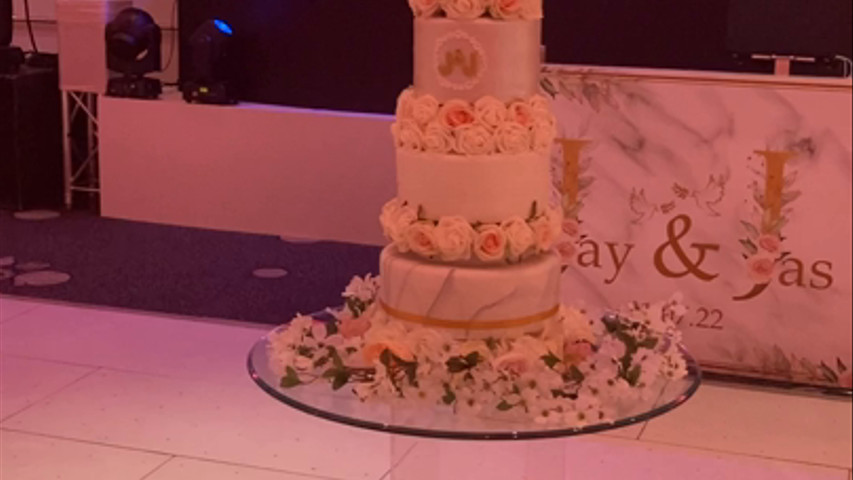 Gorgeous Cakes by Sonata