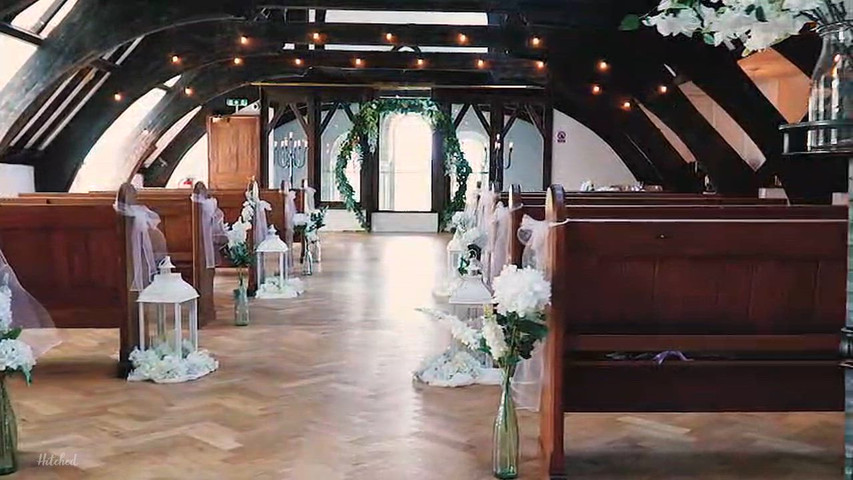 Guided view of the venue by palette photography 