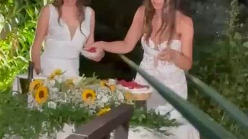 Erika & Gabriella