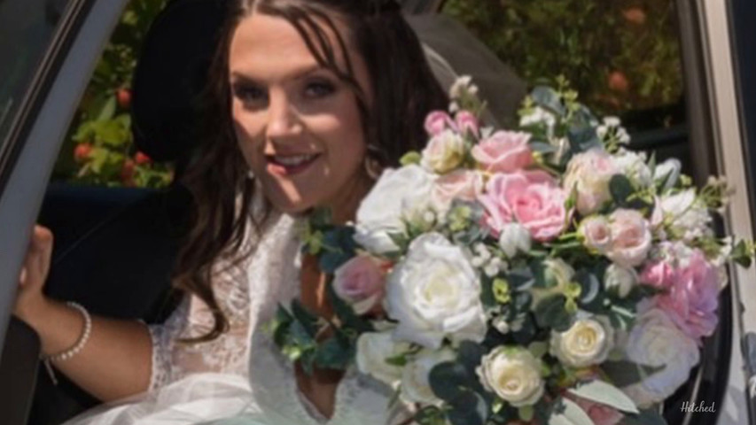 Vintage white and pink rose bouquet