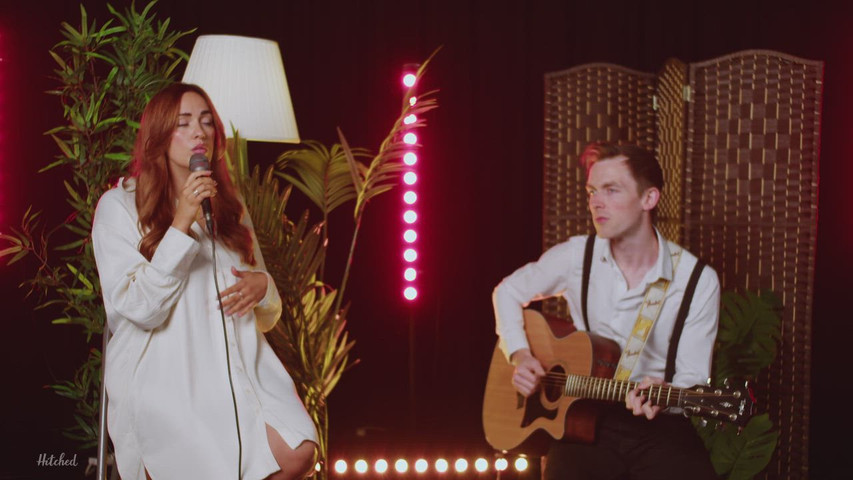 Acoustic Duo - Valerie