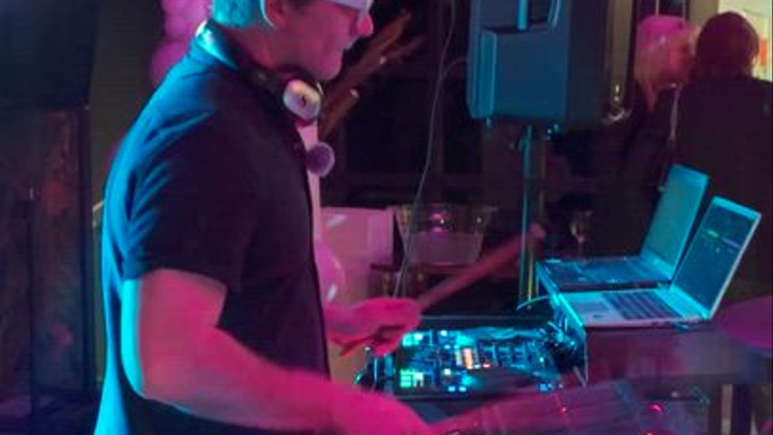 DJ & Sax & Percussion