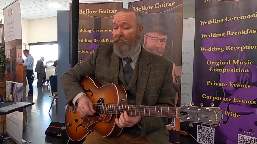 Alan Henery Mellow Guitar Live Video