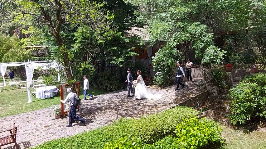 The entrance of Bride & Groom