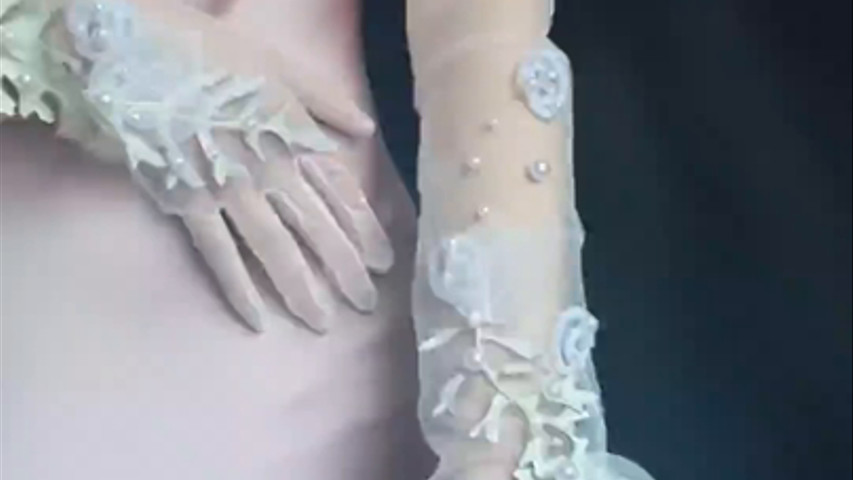 Bridal Botanical Gloves