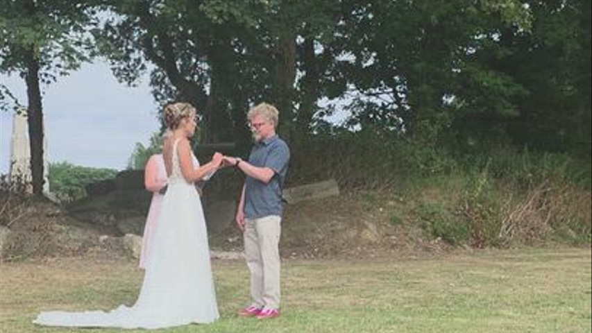 Congratulations to the newly weds!