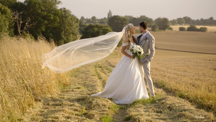 Hannah & Liam - Coltsfoot Country Retreat