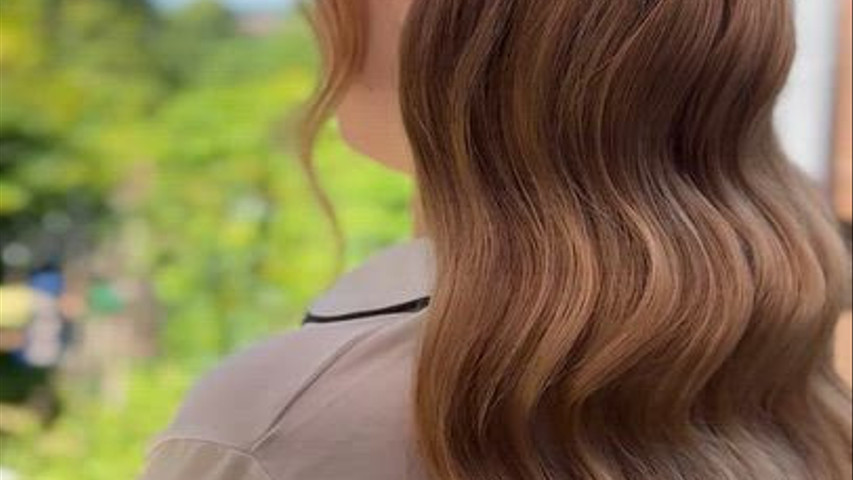 Half up half down wave 