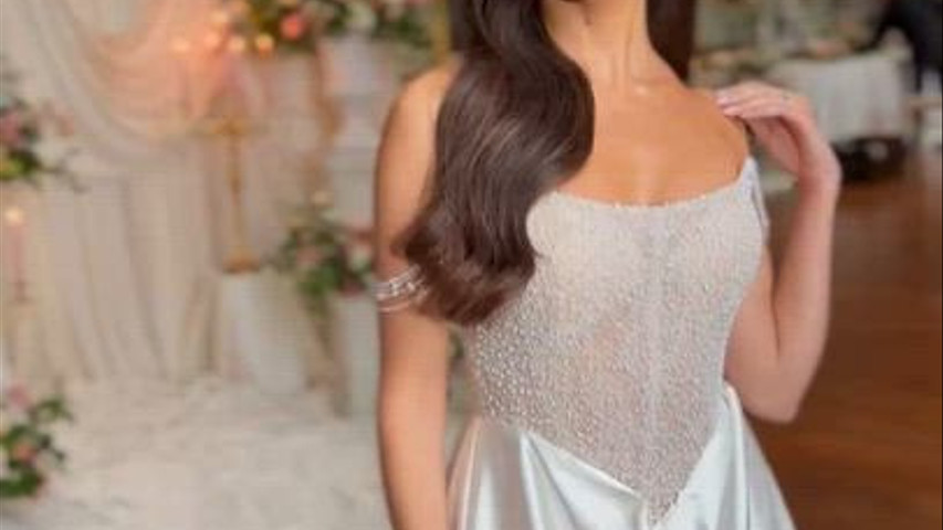 Sleek half up half down 