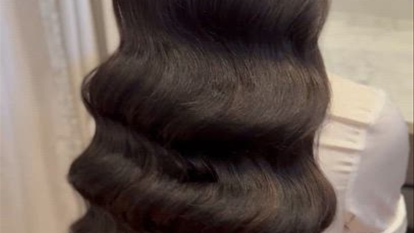 Sleek glam wave 