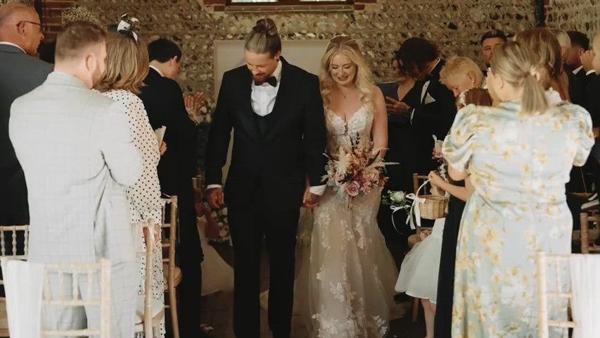 Emma & Reece | Cissbury Barns | Wedding Highlights Film
