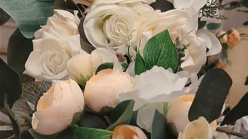 STAIR FLORAL GARLAND 