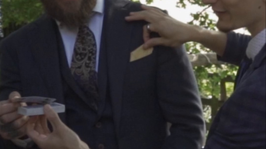 Close Up Magician - Oliver Parker
