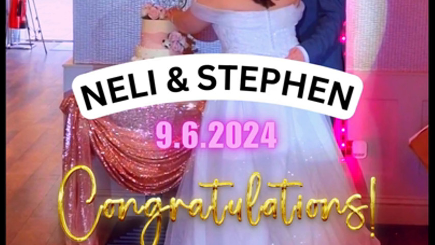 Nelli & Stephen at The Carriage Hall