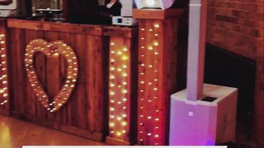 Classic Rustic - White Speakers/Lighting