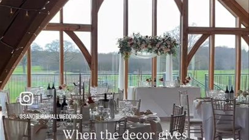 When the decor gives Bridgeton