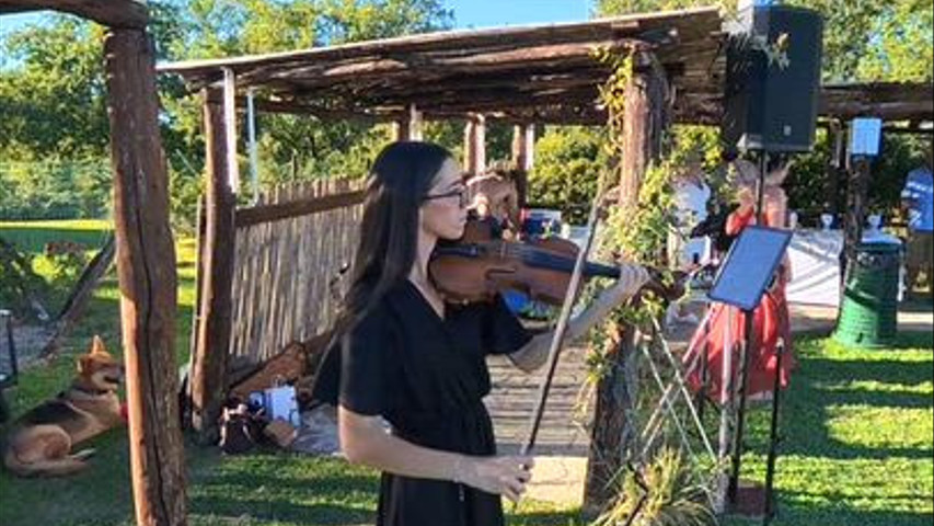 Sax and violinist during Apertif