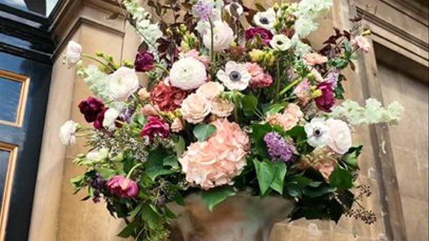 Drinks reception flowers and large Urns - Christs College Cambridge 