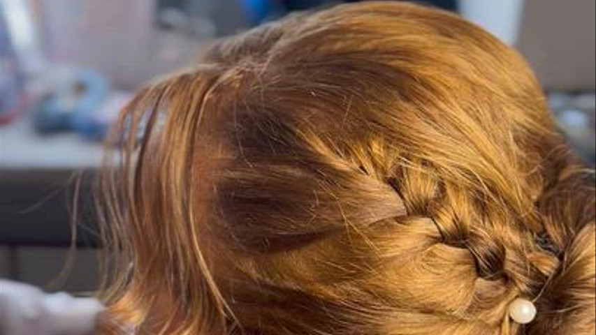 Twisted bun