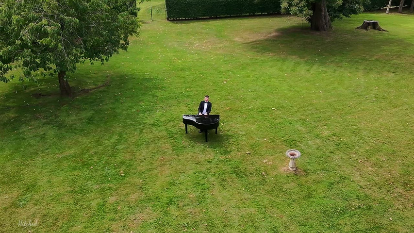 Halo - Mackenzie Paget Concert Pianist